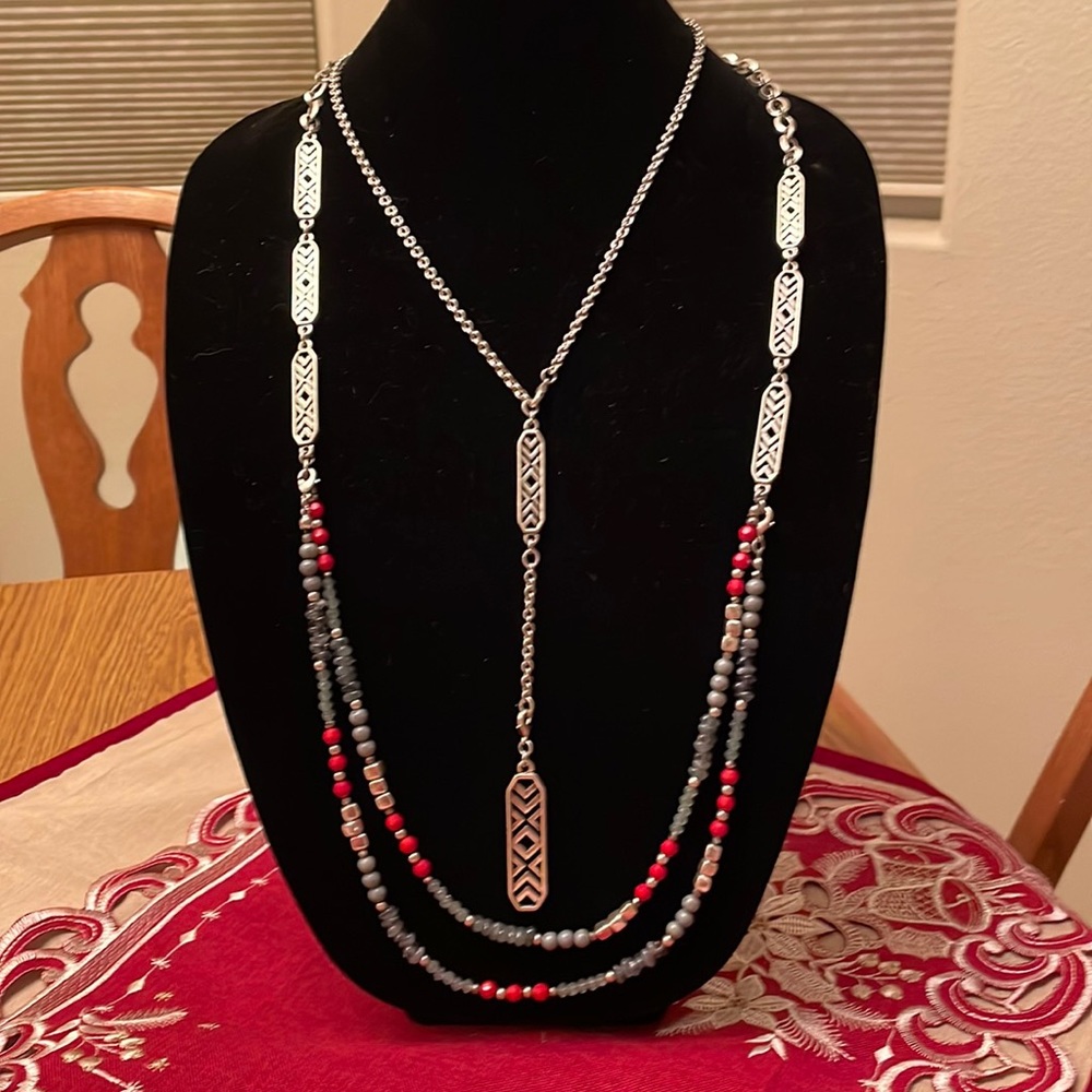 Premier designs very versatile “fast forward“ 2 pc. set. Wear together or alone.